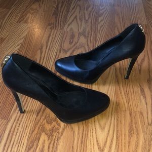 Black Michael Kors Pumps